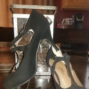 Black velvet heels